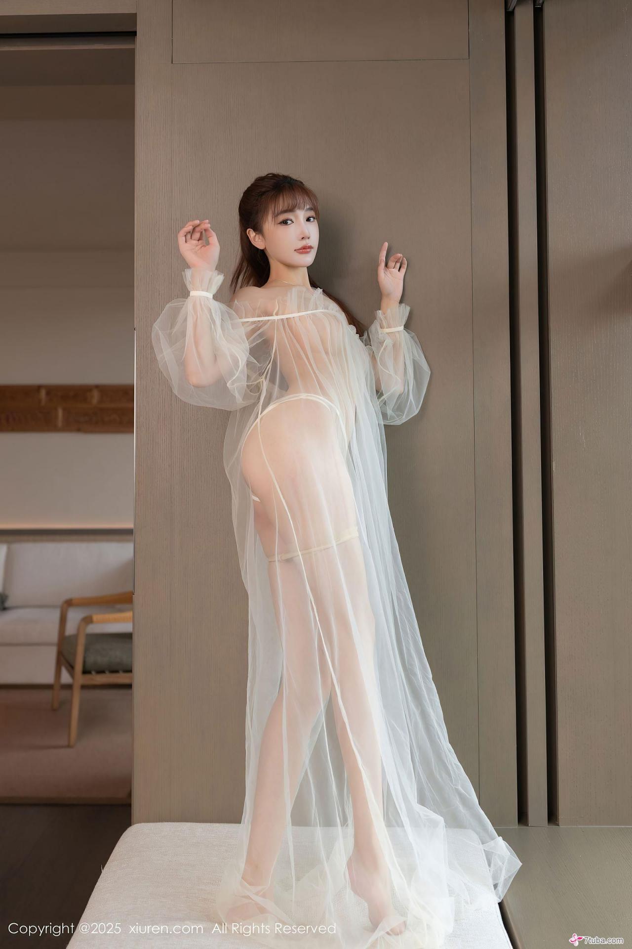 性感美图 纱衣萱萱