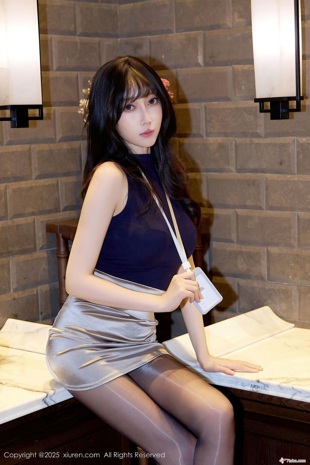 性感美图 秘书玥儿