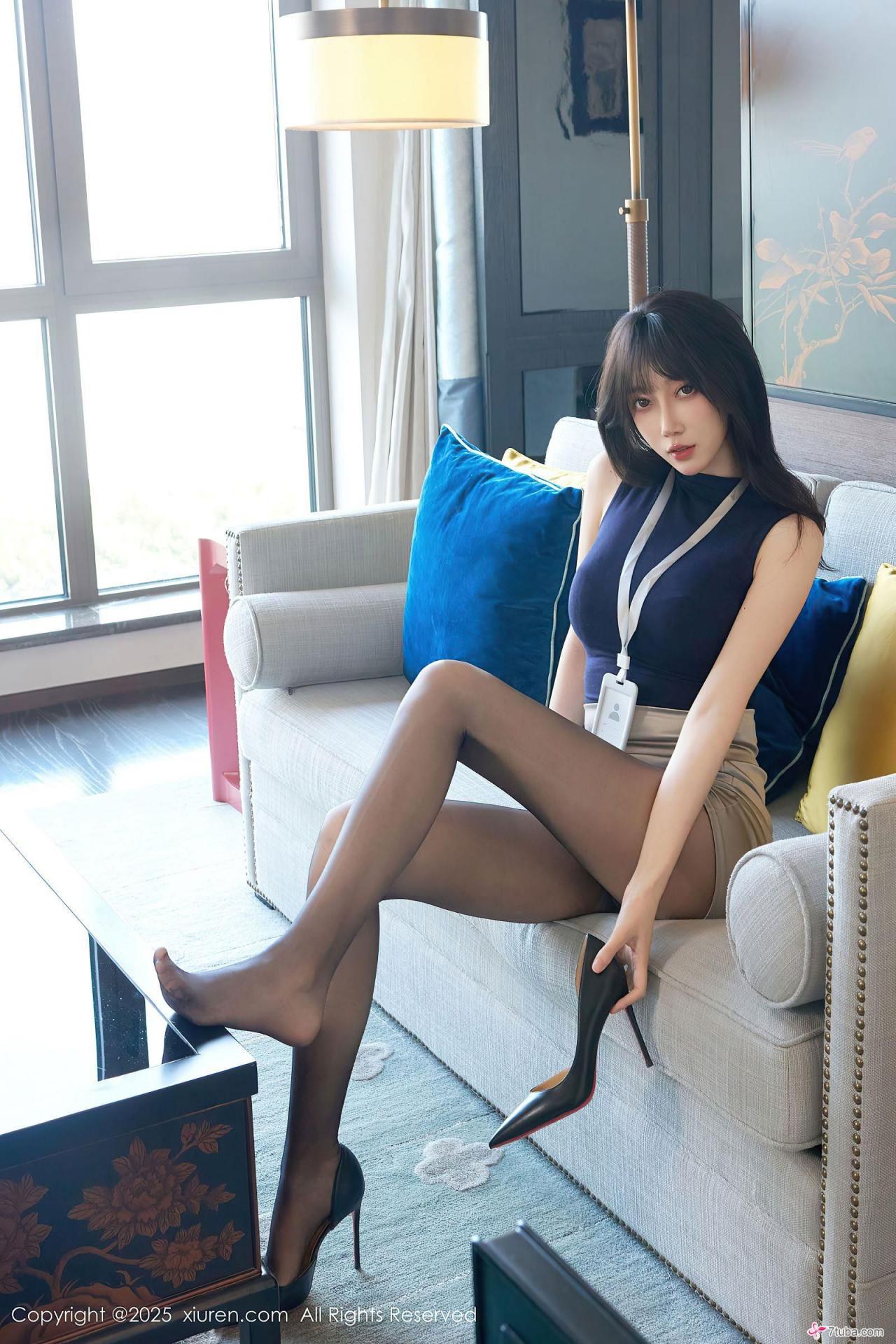 性感美图 秘书玥儿