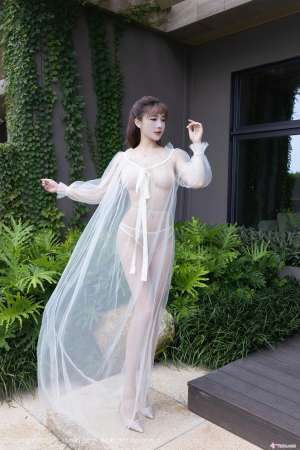 性感美图 纱衣萱萱