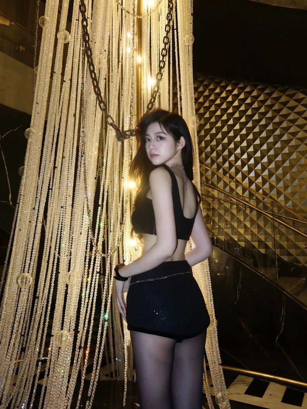 漂亮的小姐姐[20260111]