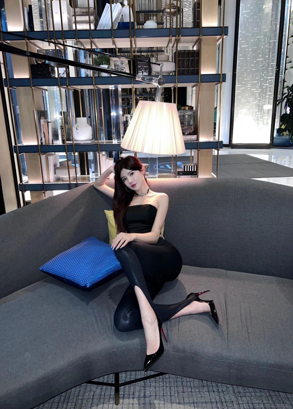 漂亮的小姐姐[20260111]