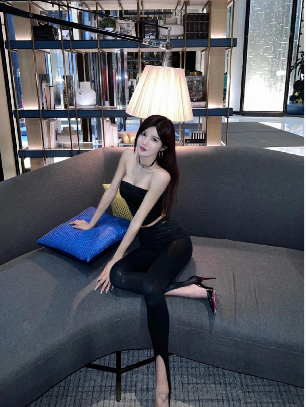 漂亮的小姐姐[20260111]