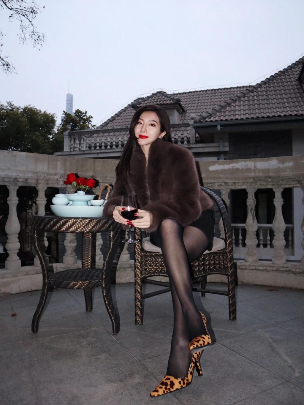 漂亮的小姐姐[20260111]