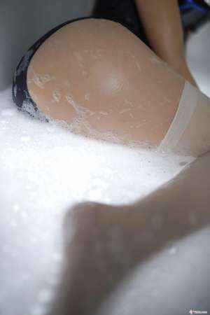 性感美图 浴缸死库