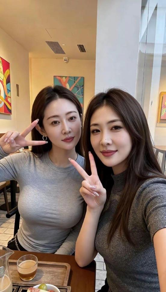 媚眼如丝的女人[29P]