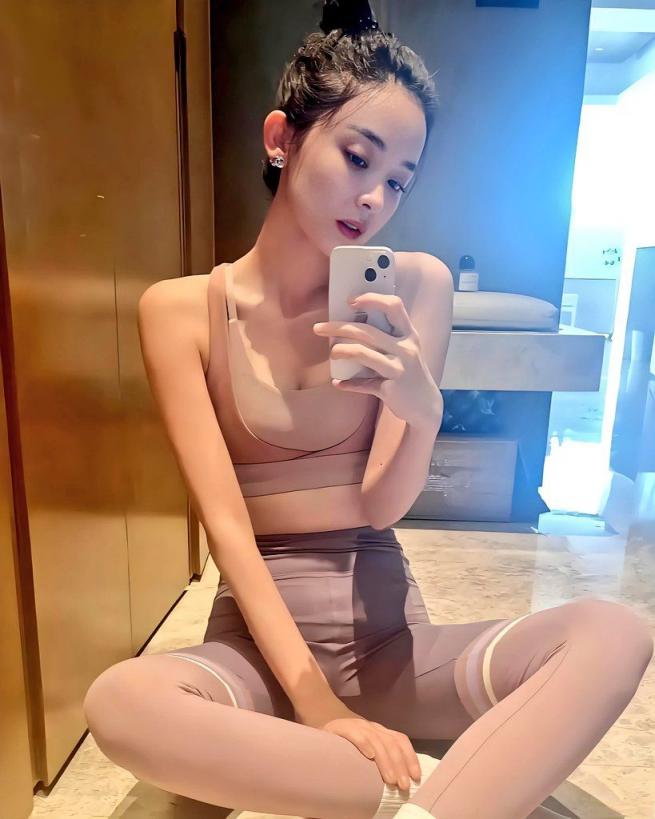 媚眼如丝的女人[29P]