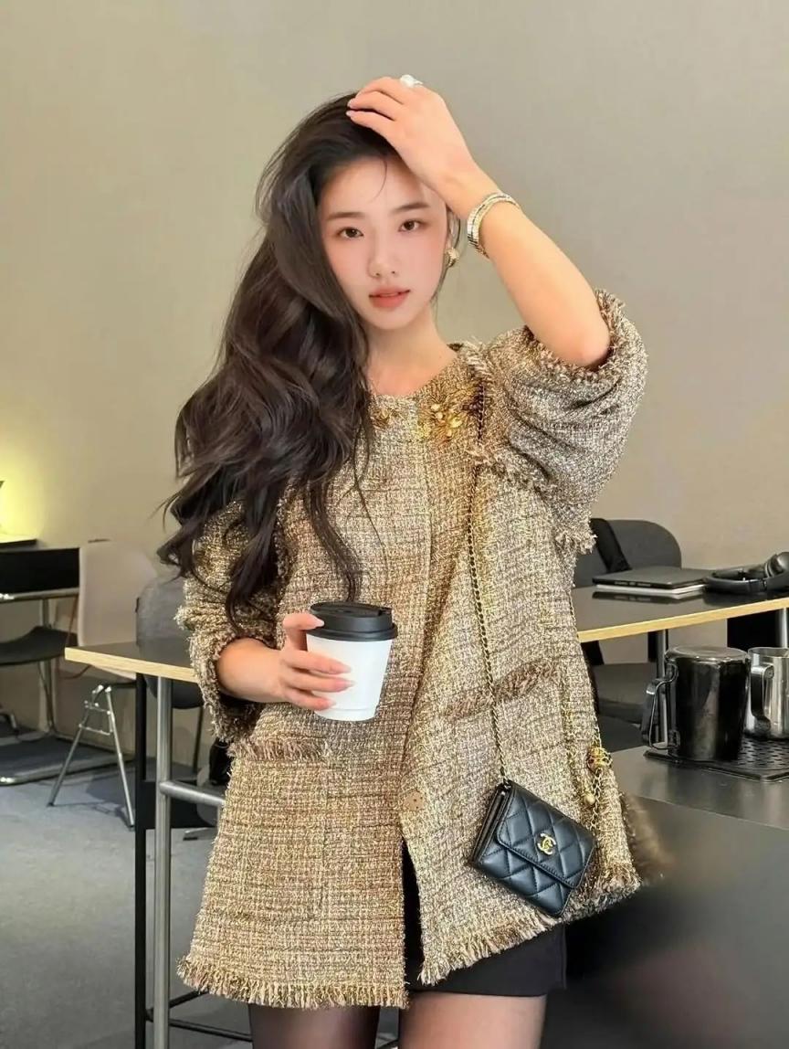 纤腰美腿，谁看了不迷糊[53P]