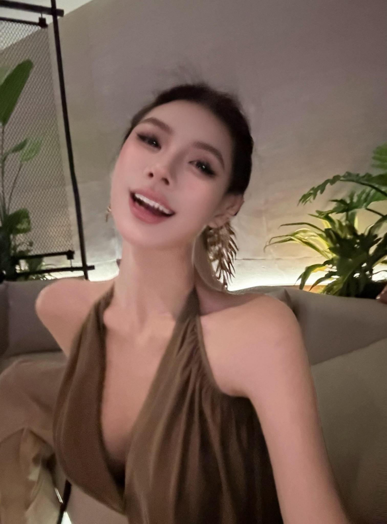 性感美女姐姐[28P]