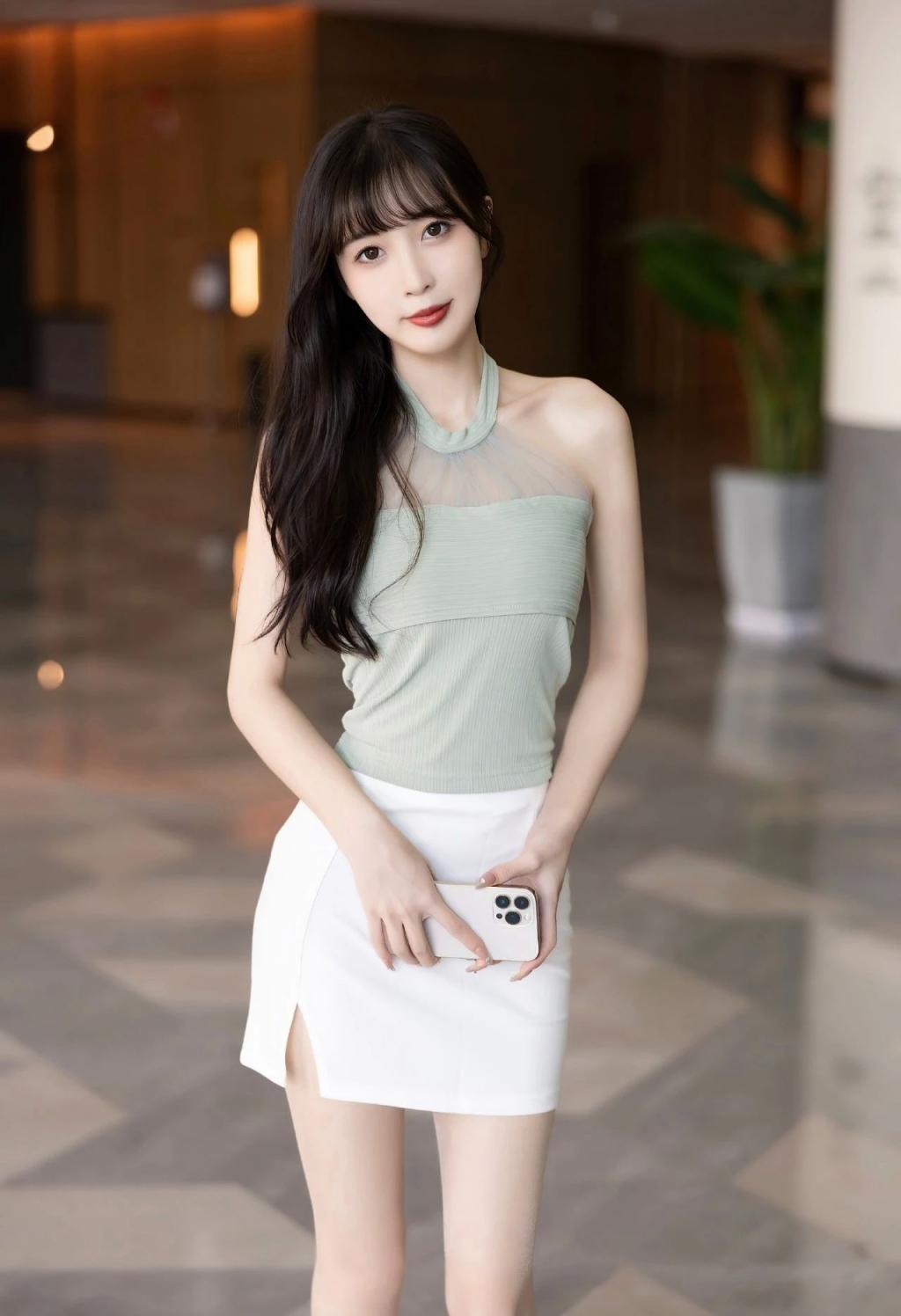 衬衫包臀裙肉丝美腿