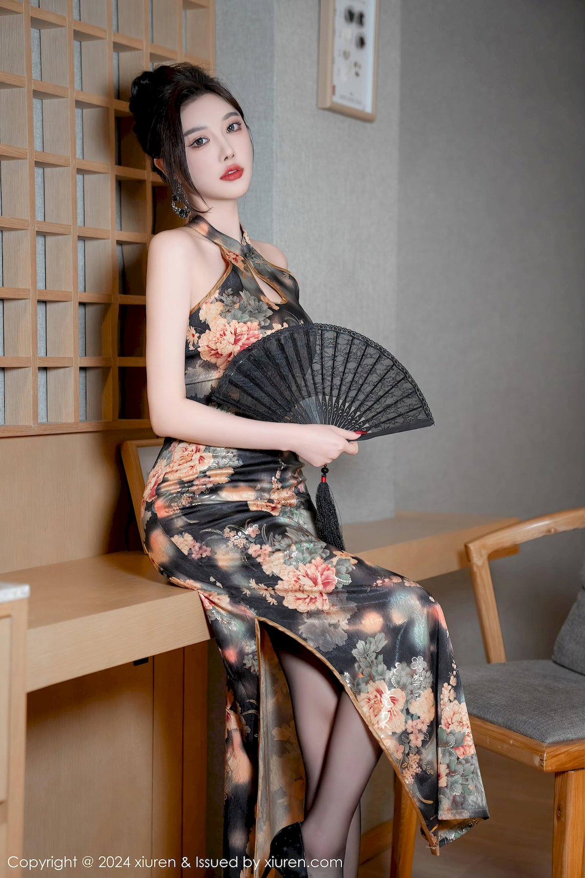 杨晨晨旗袍酥胸翘臀诱惑迷人[20260119]