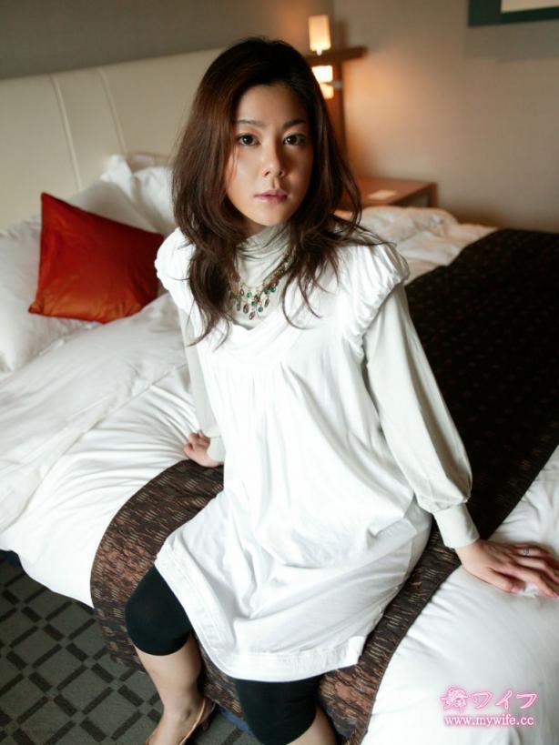 182 杉森 京香 Kyoka Sugimori 黒谷彩乃