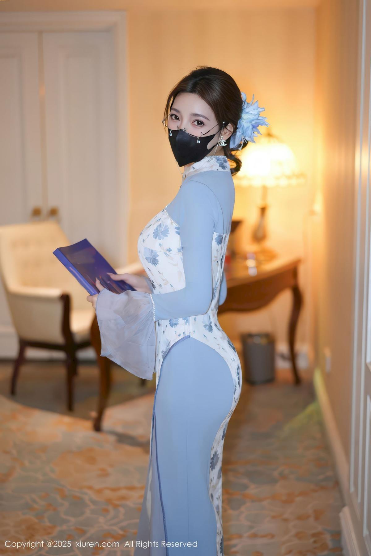 Twins-桃桃蓝色连衣裙白丝主题美丽写真