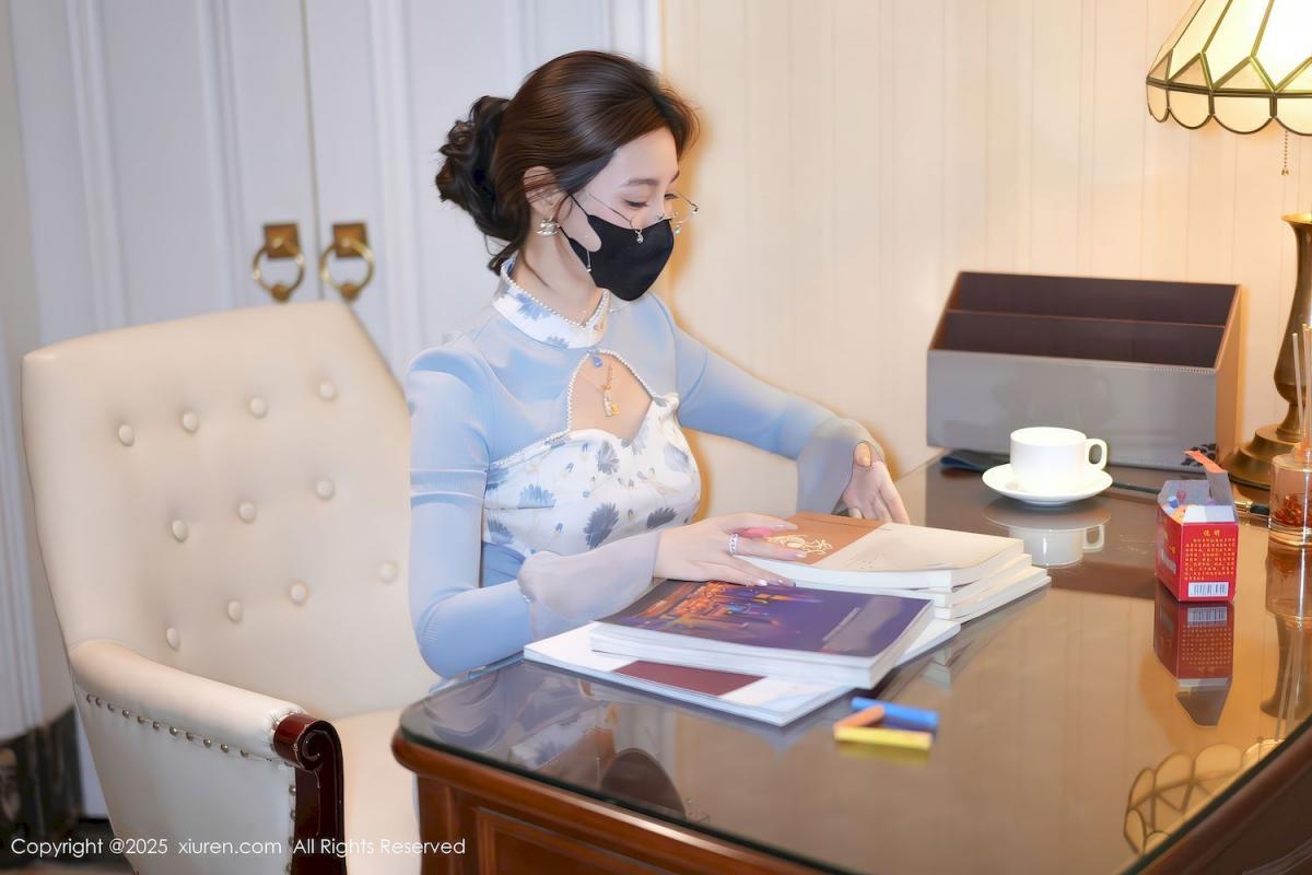 Twins-桃桃蓝色连衣裙白丝主题美丽写真