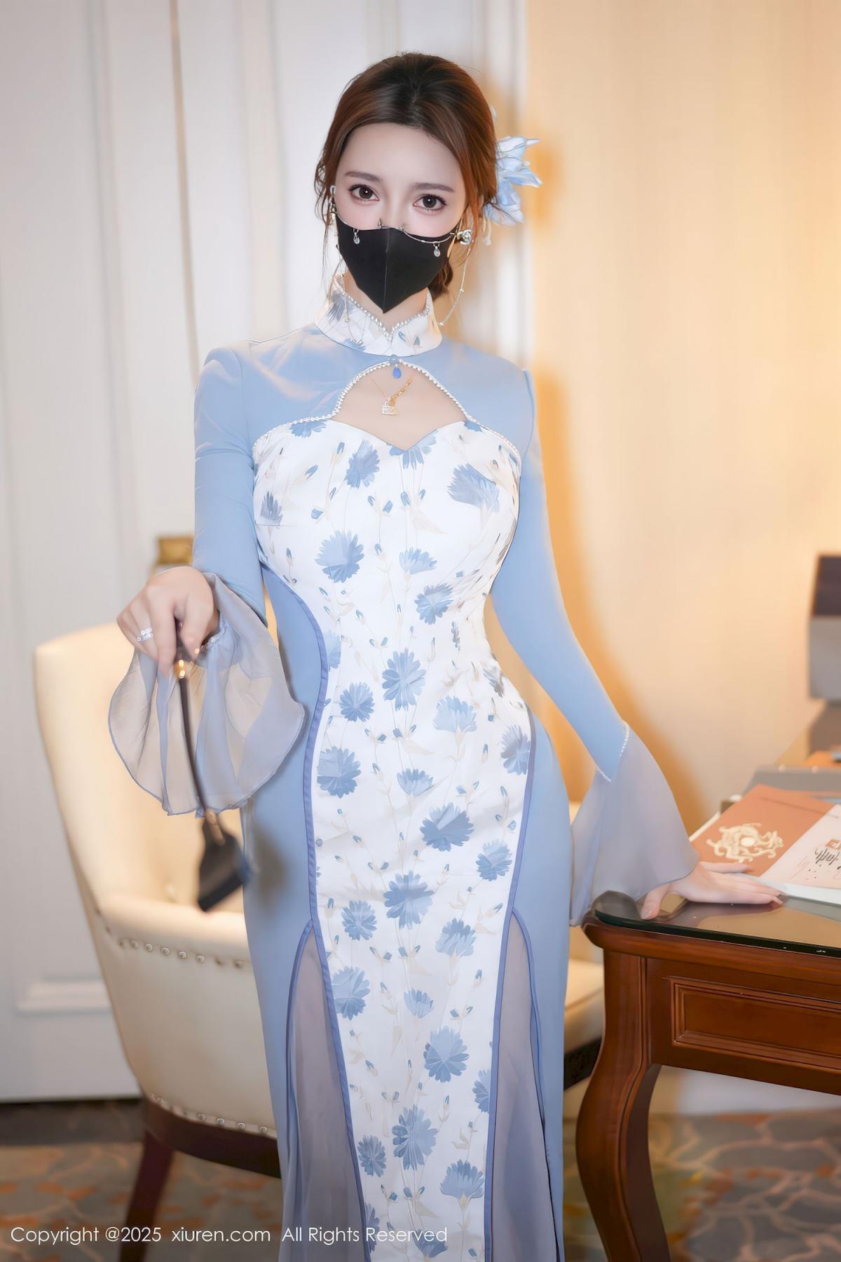 Twins-桃桃蓝色连衣裙白丝主题美丽写真