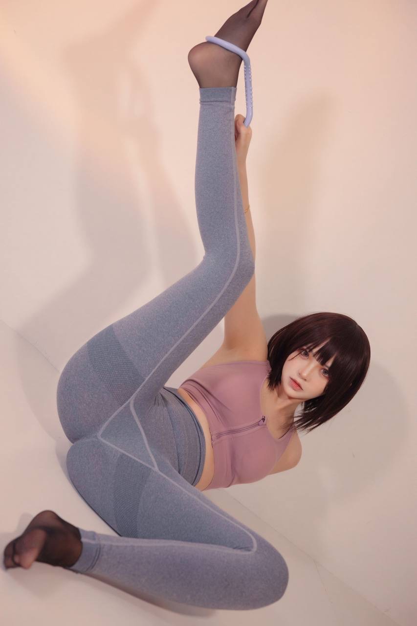 黑丝美足［40P］