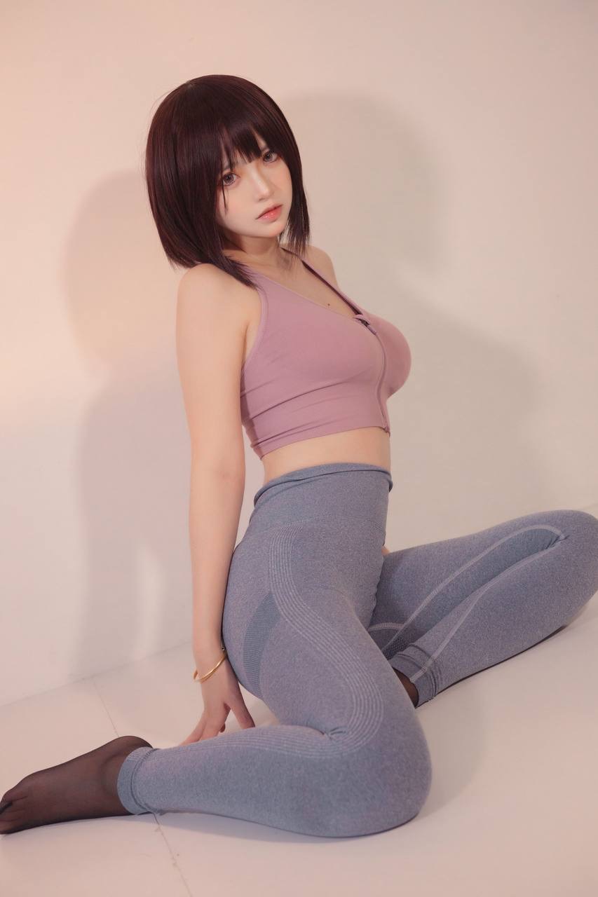 黑丝美足［40P］