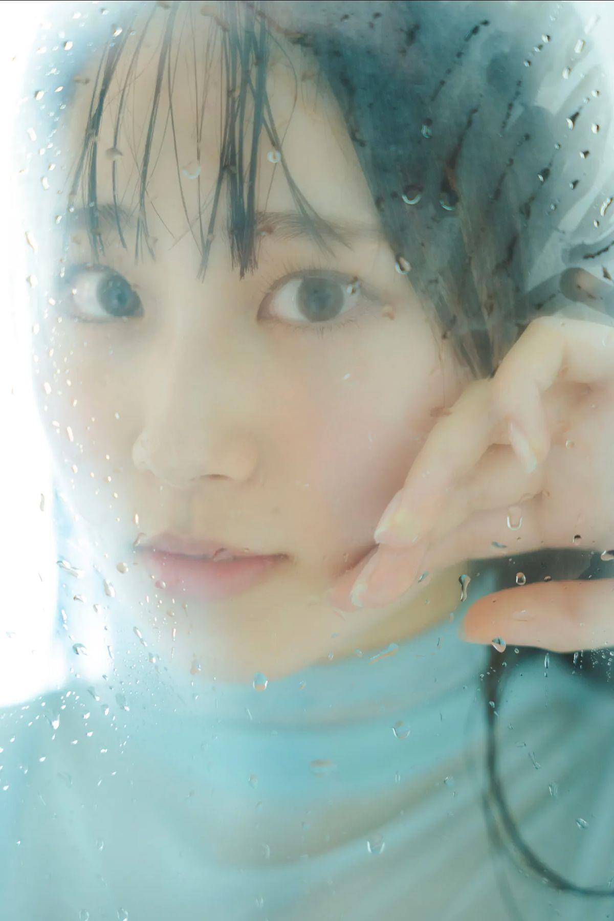 岛国妹子泳衣写真