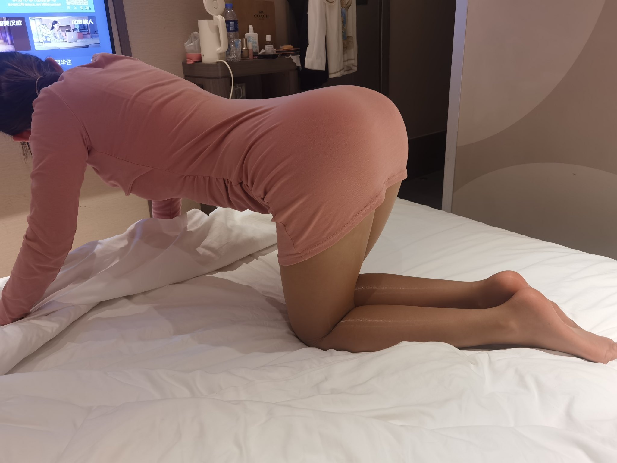 翘臀杨柳腰风情写真[20260128]