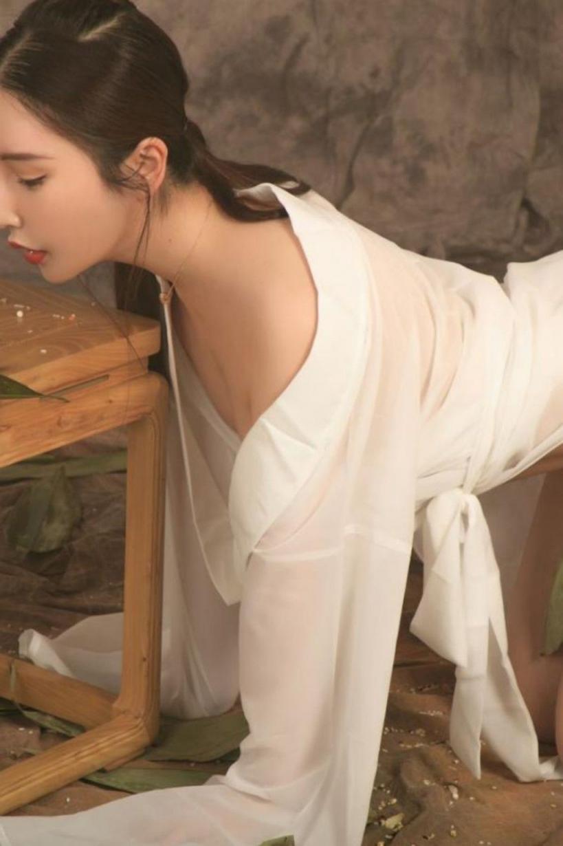 高清双美女诱惑写真图