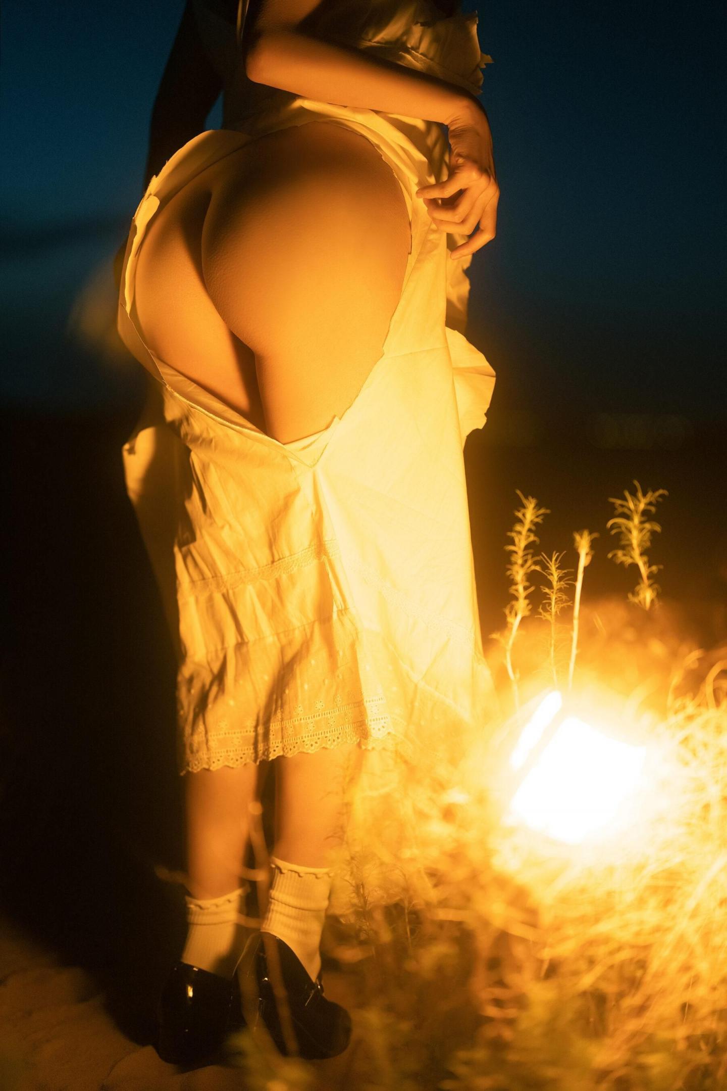 蠢沫沫-海岸昏灯